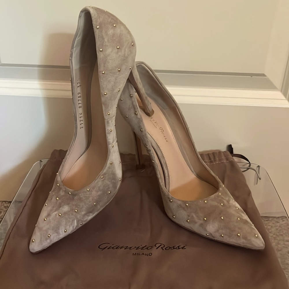 Suede with gold